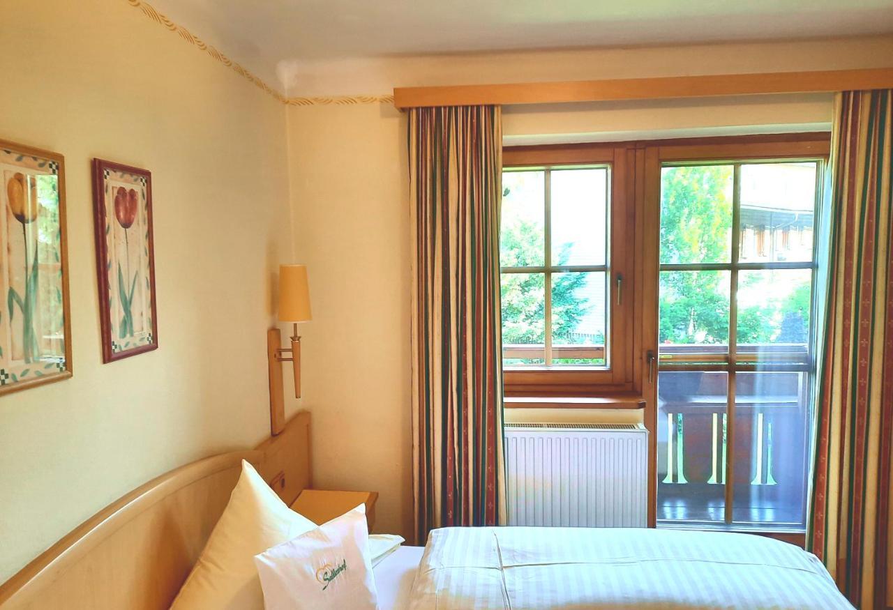 Garten - Hotel Sallerhof Grödig Esterno foto